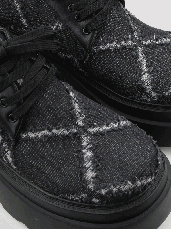 X-Rare Diss Detail Shoes